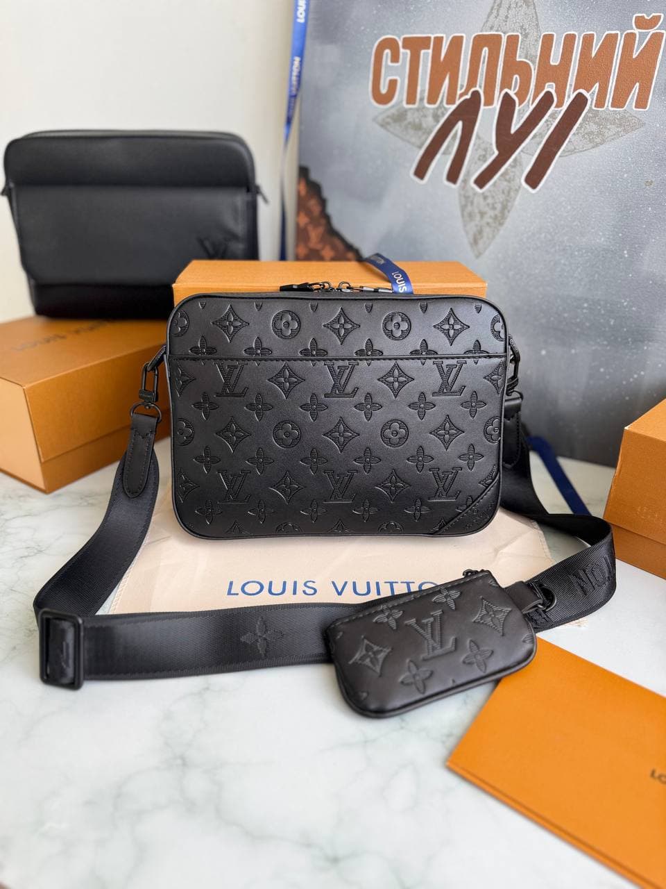 Louis Vuitton Duo Messenger