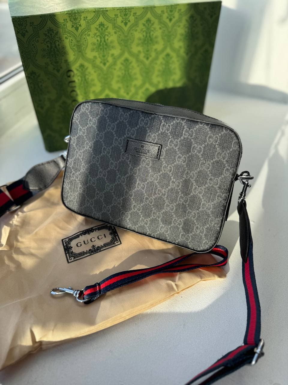 Gucci чоловіча сумка з двома ремінями